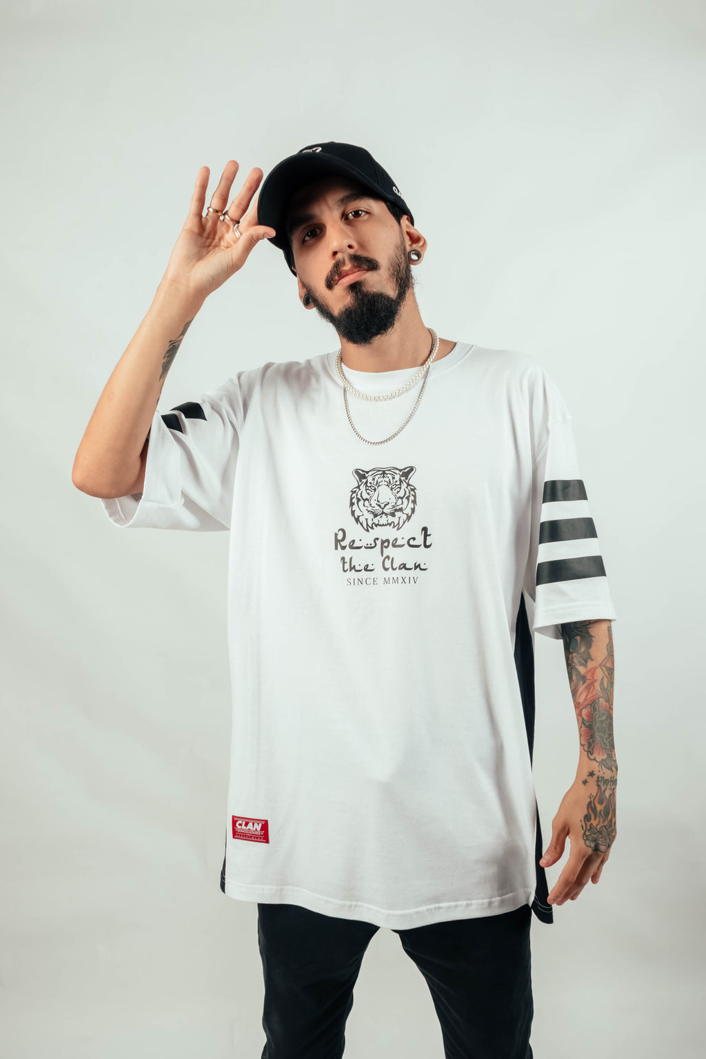 T-shirt- Tiger white