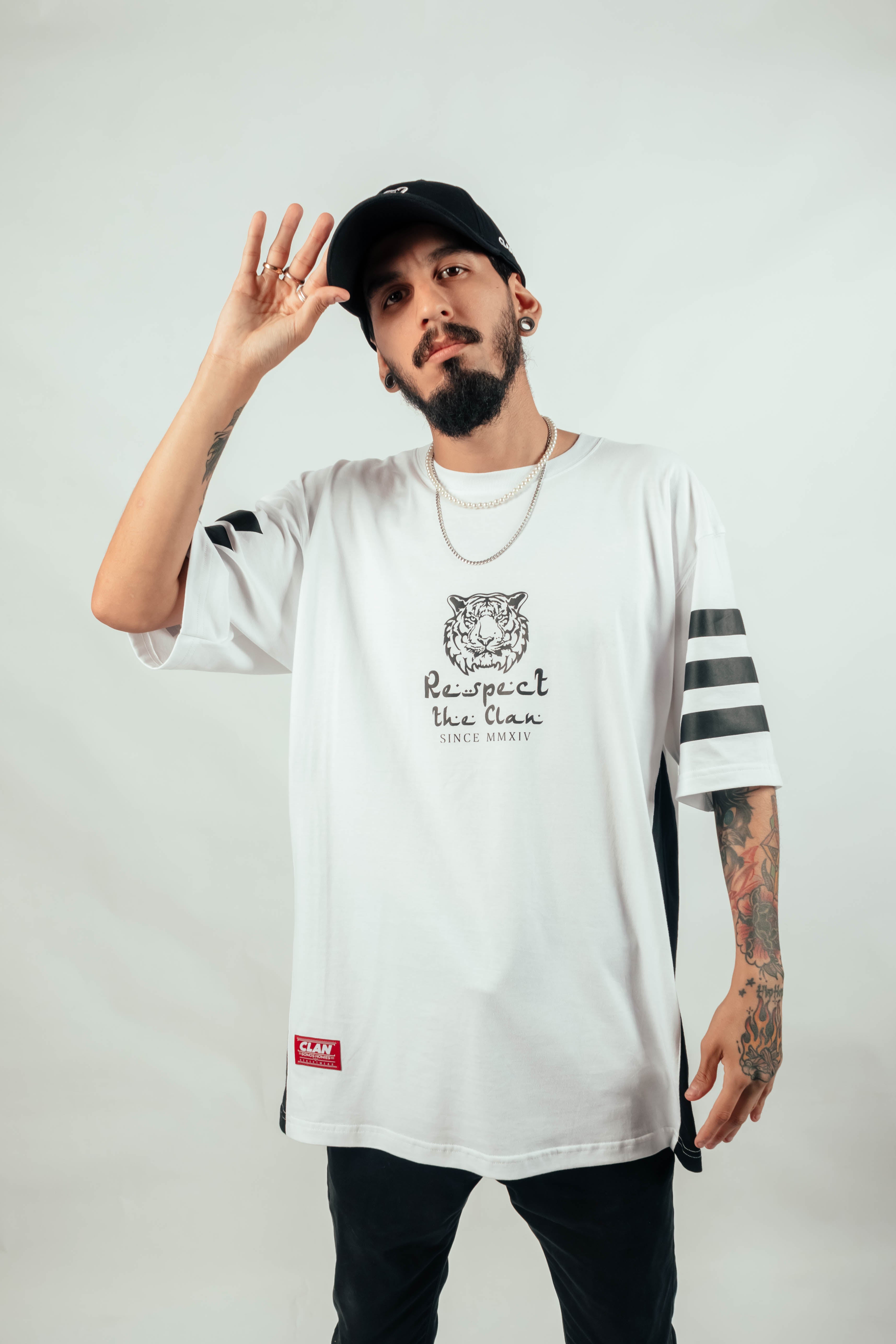 T-shirt- Tiger white