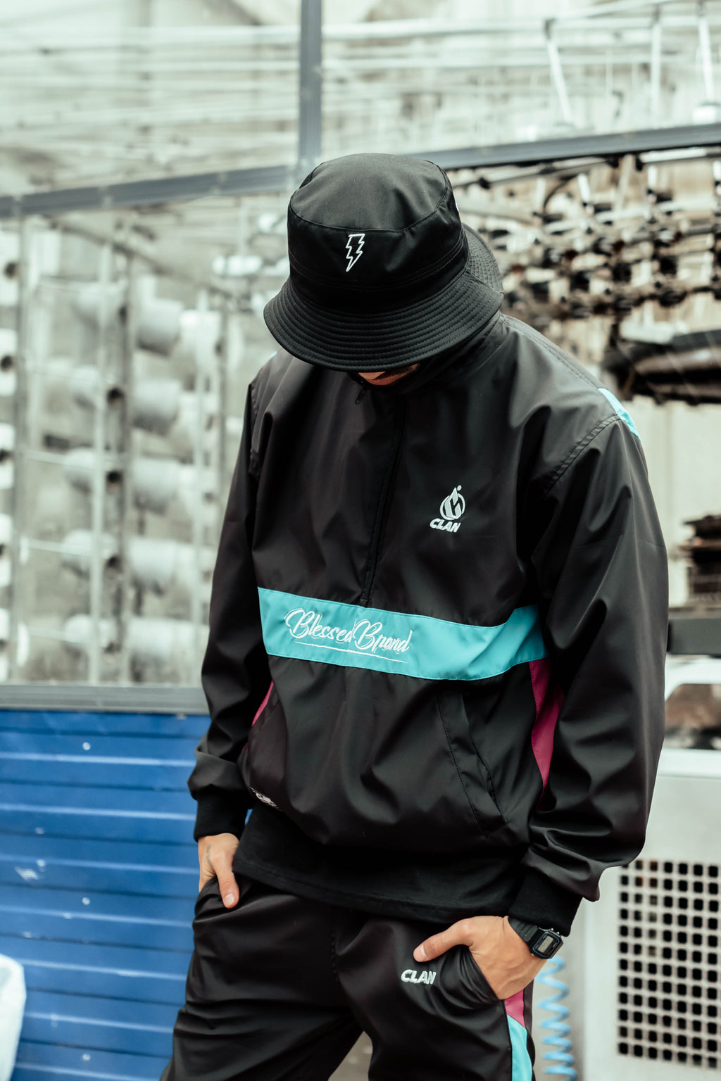 Windbreaker - Respect the Clan